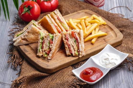 Veg. Club Sandwich