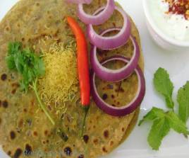 Sev Pyazz Paratha Stuffed